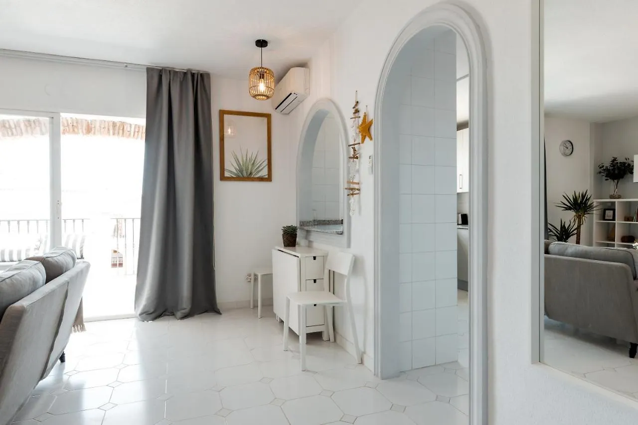 Spacious 2-Bedroom Apartment With Free Parking Sitio de Calahonda 0*,